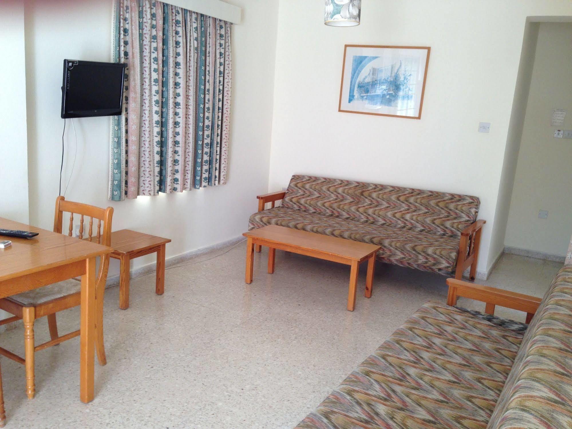 Constantaras Apartments Protaras Exterior photo