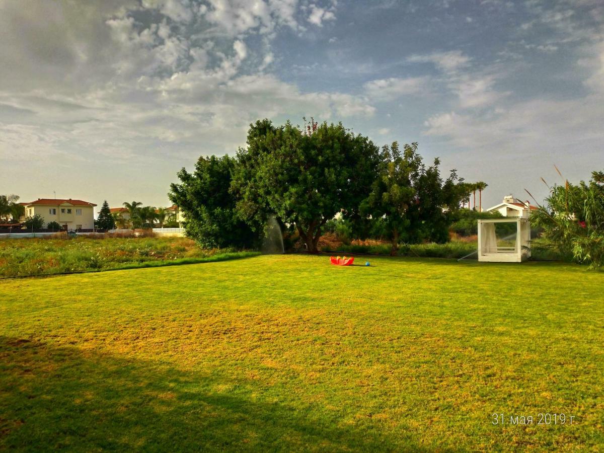 Constantaras Apartments Protaras Exterior photo