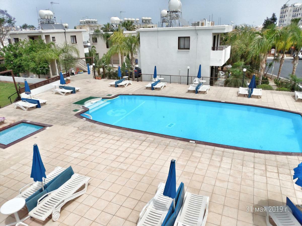 Constantaras Apartments Protaras Exterior photo