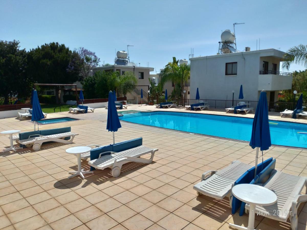 Constantaras Apartments Protaras Exterior photo